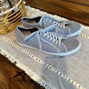 Ben Sherman Original Casual Gray Lace-Up Sneakers, size 12, EUC, spring, summer